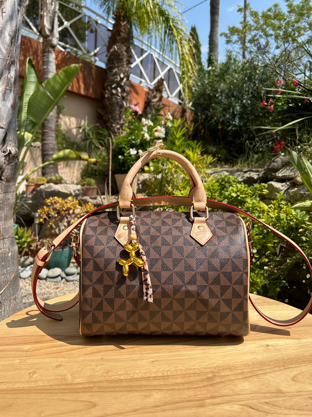 Sac Boston marron DQMV