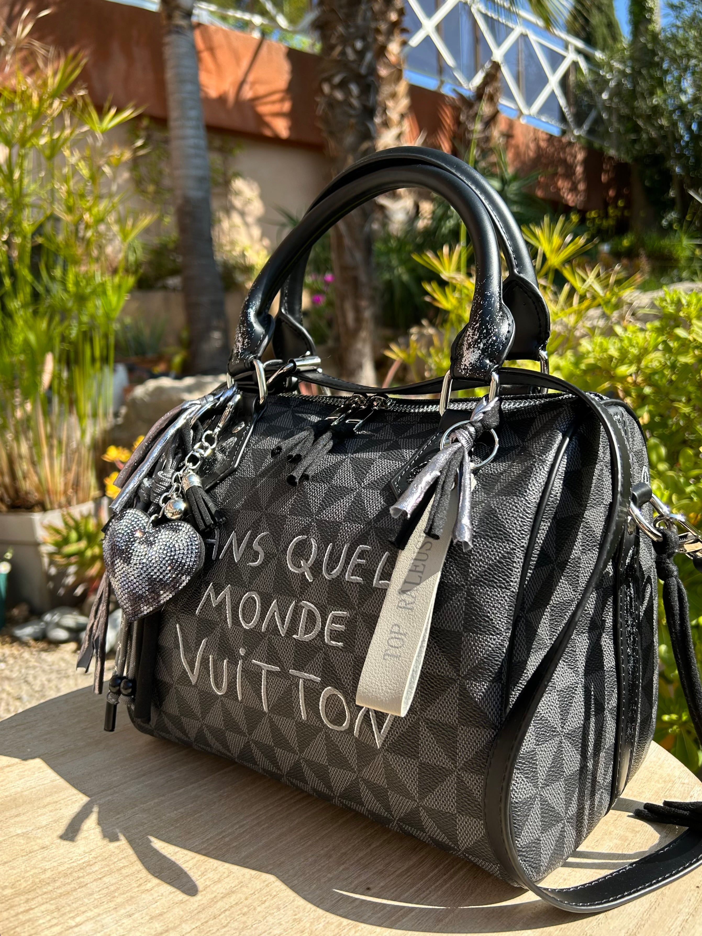 Sac Boston noir DQMV