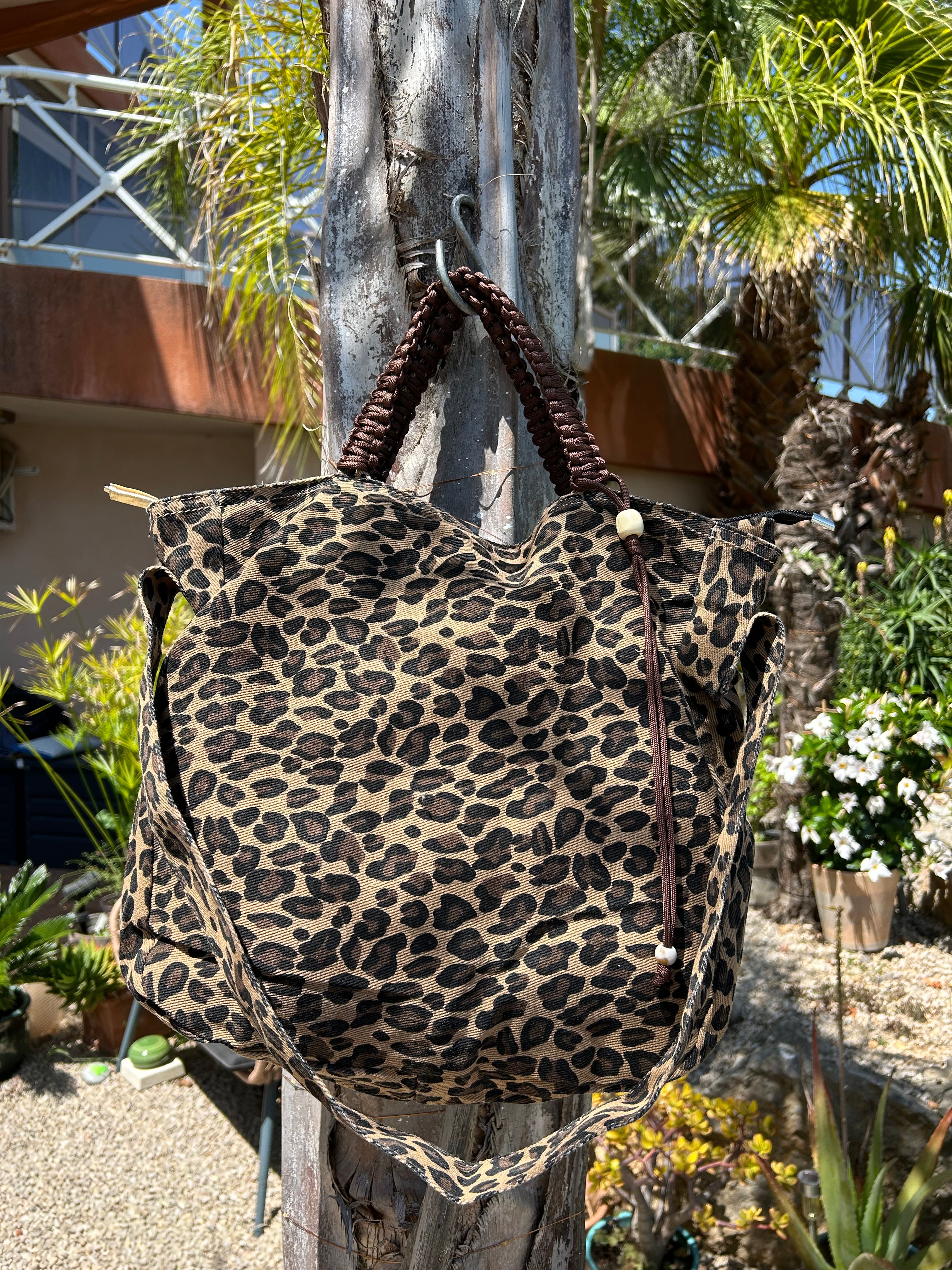 Grand SAC toile léopard DQMV