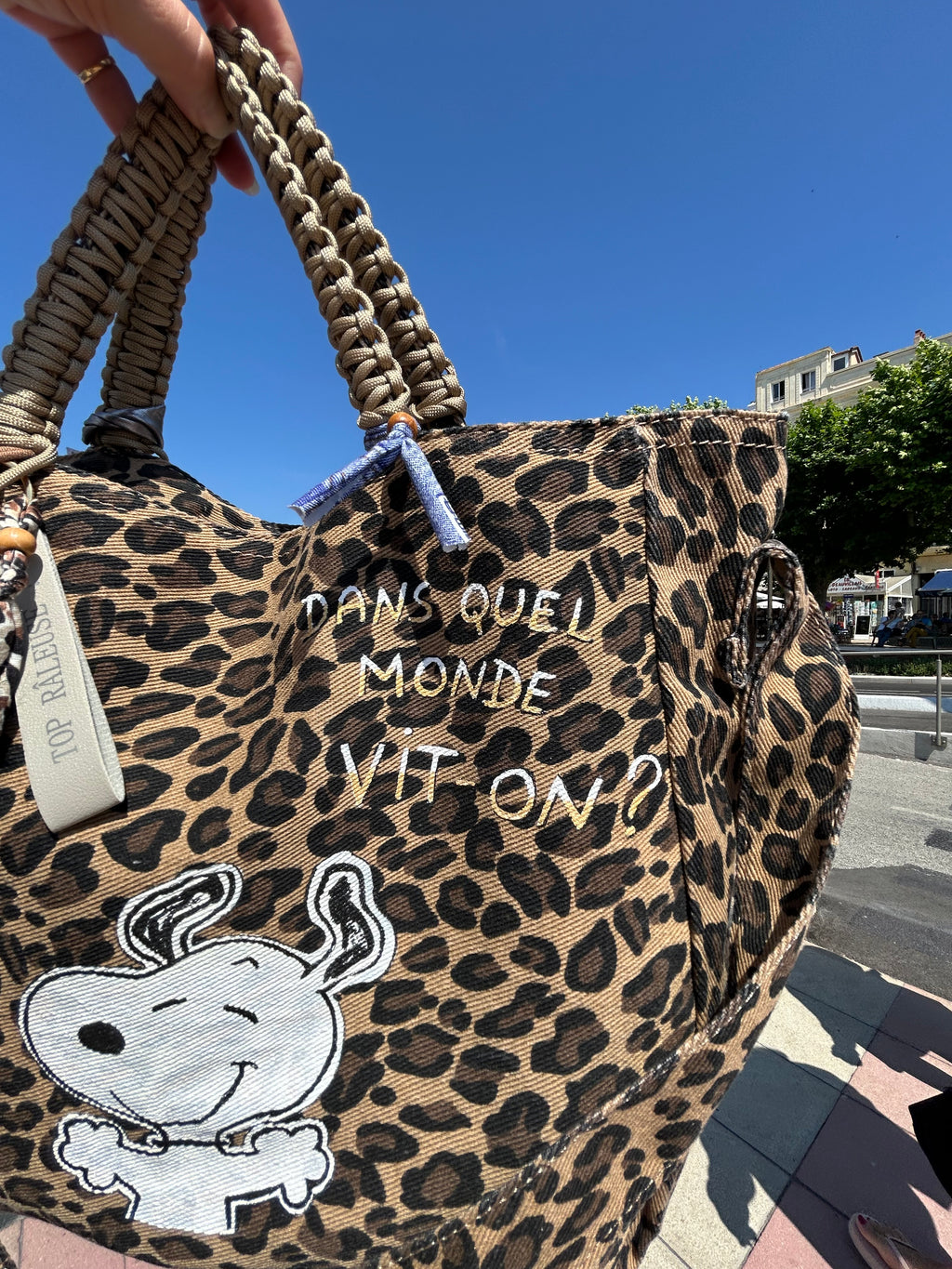 Grand SAC toile léopard Dans quel monde Vit-on