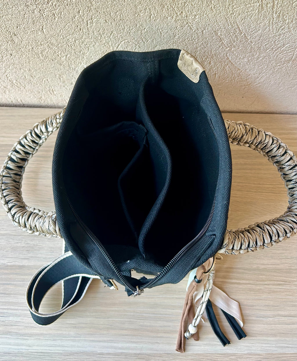 Sac Toile noire Dans quel monde vit-on