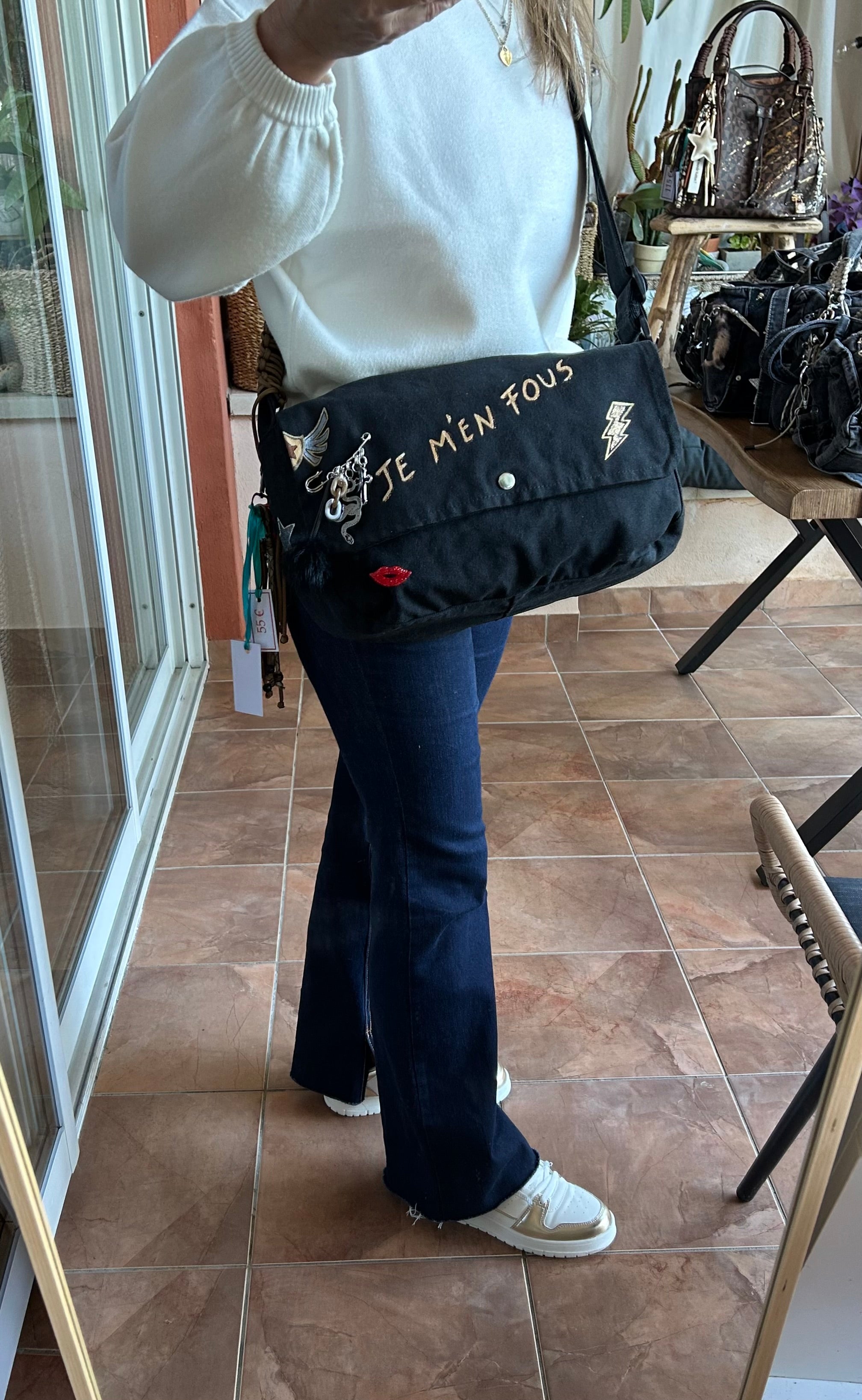 Besace toile JE M’EN FOUS