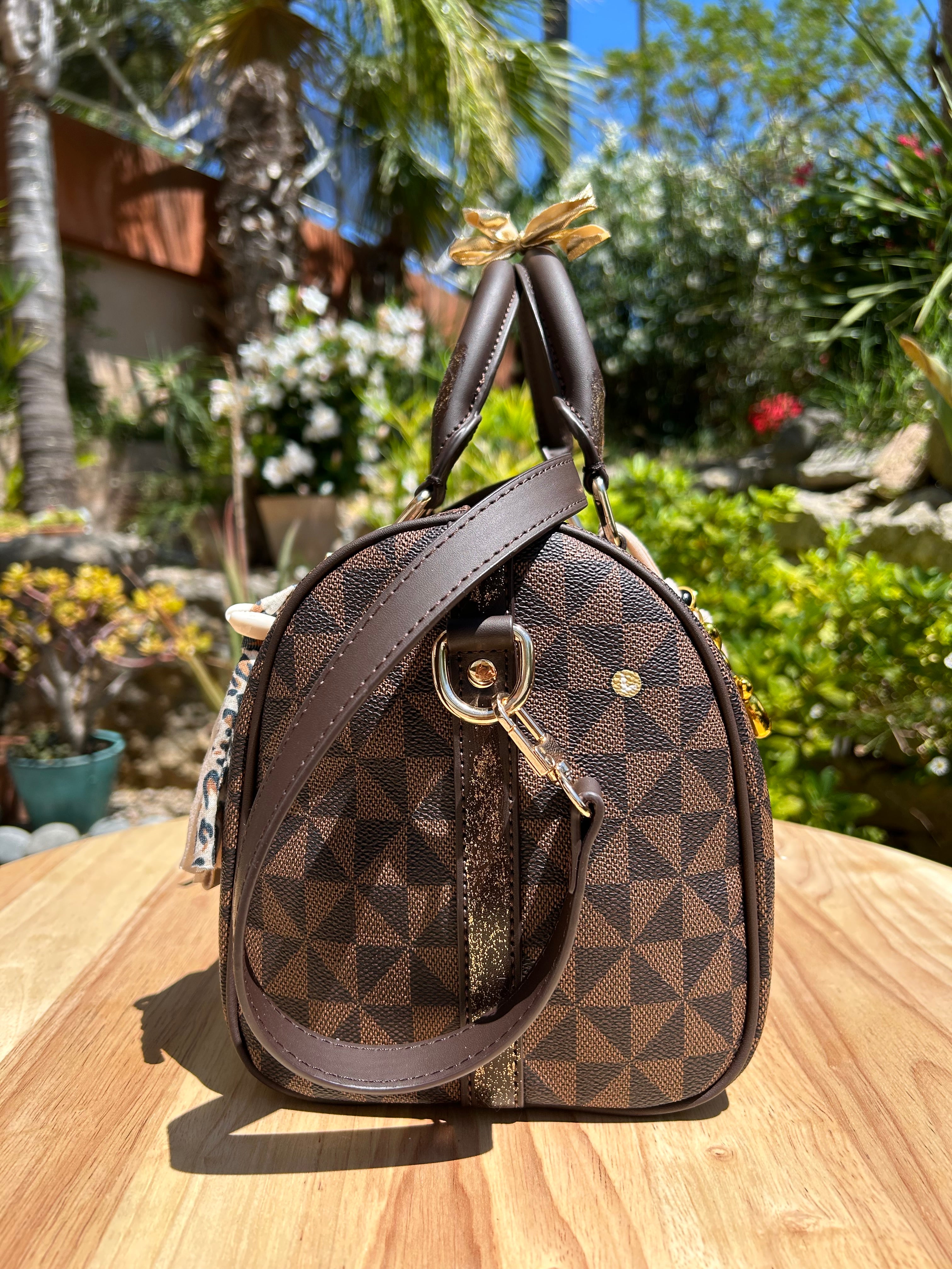 Sac Boston marron fleur dorée