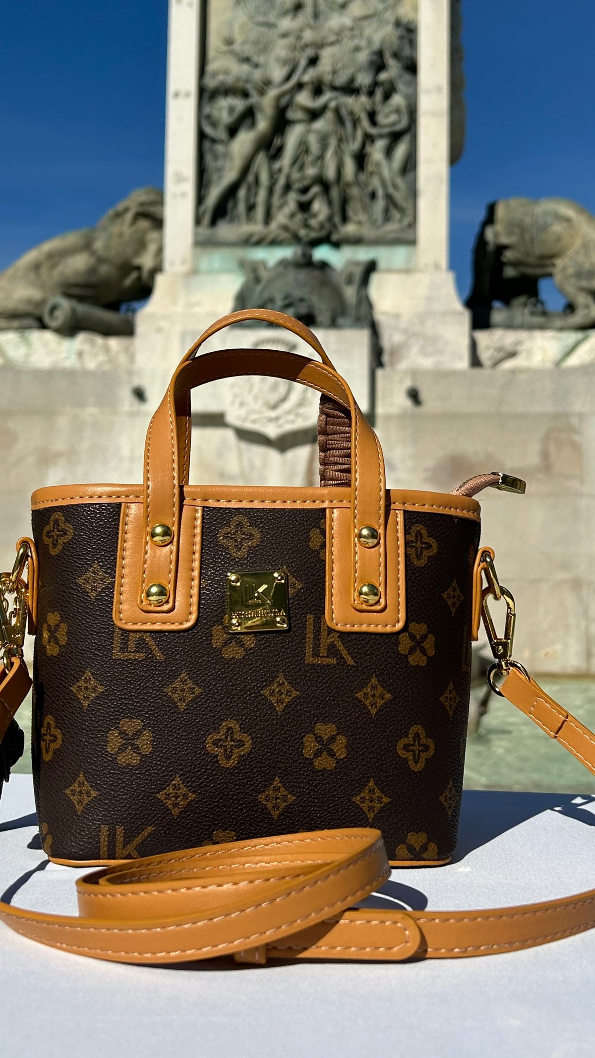 Petit sac Dans quel monde Vit-on 