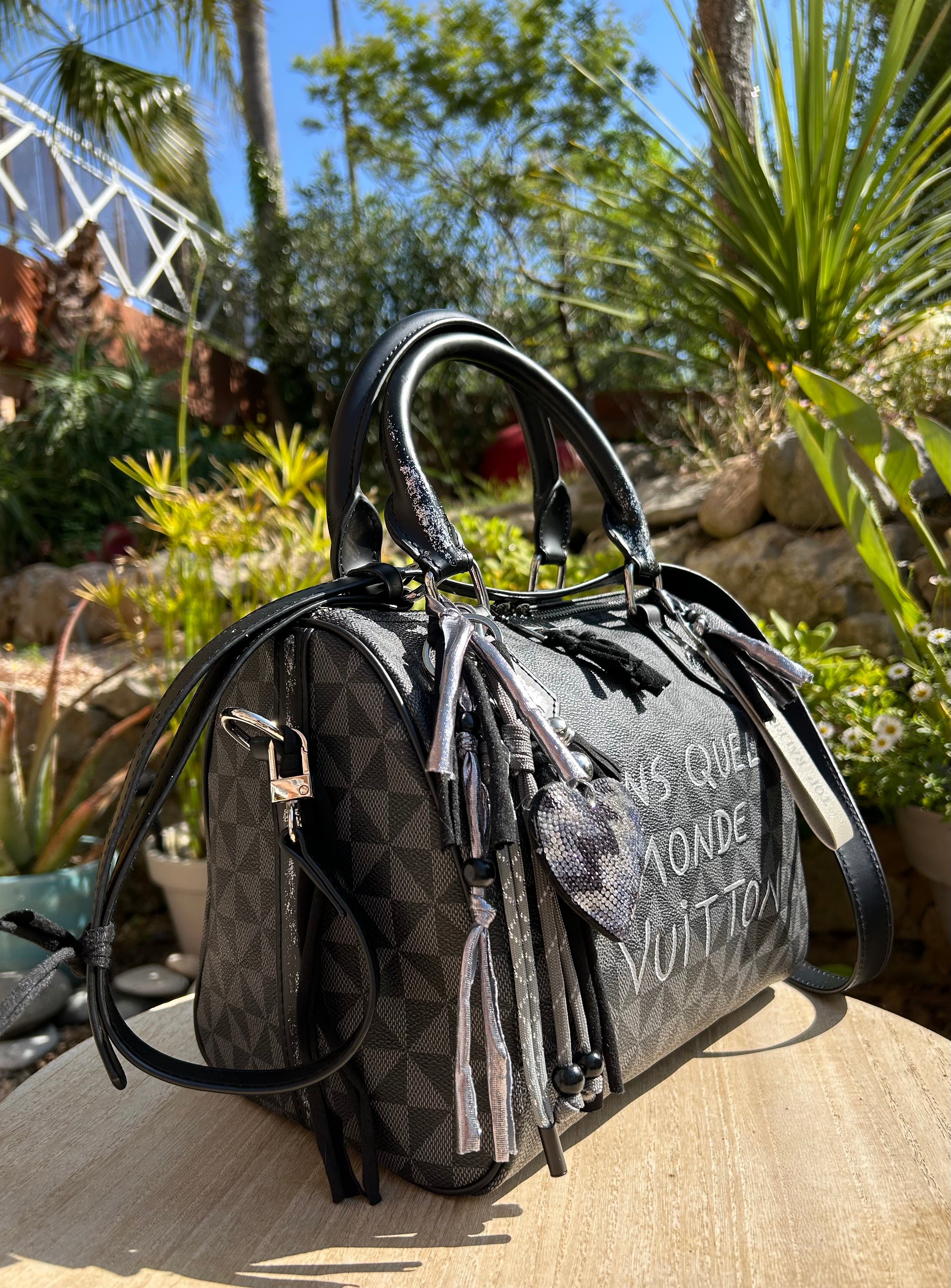 Sac Boston noir DQMV