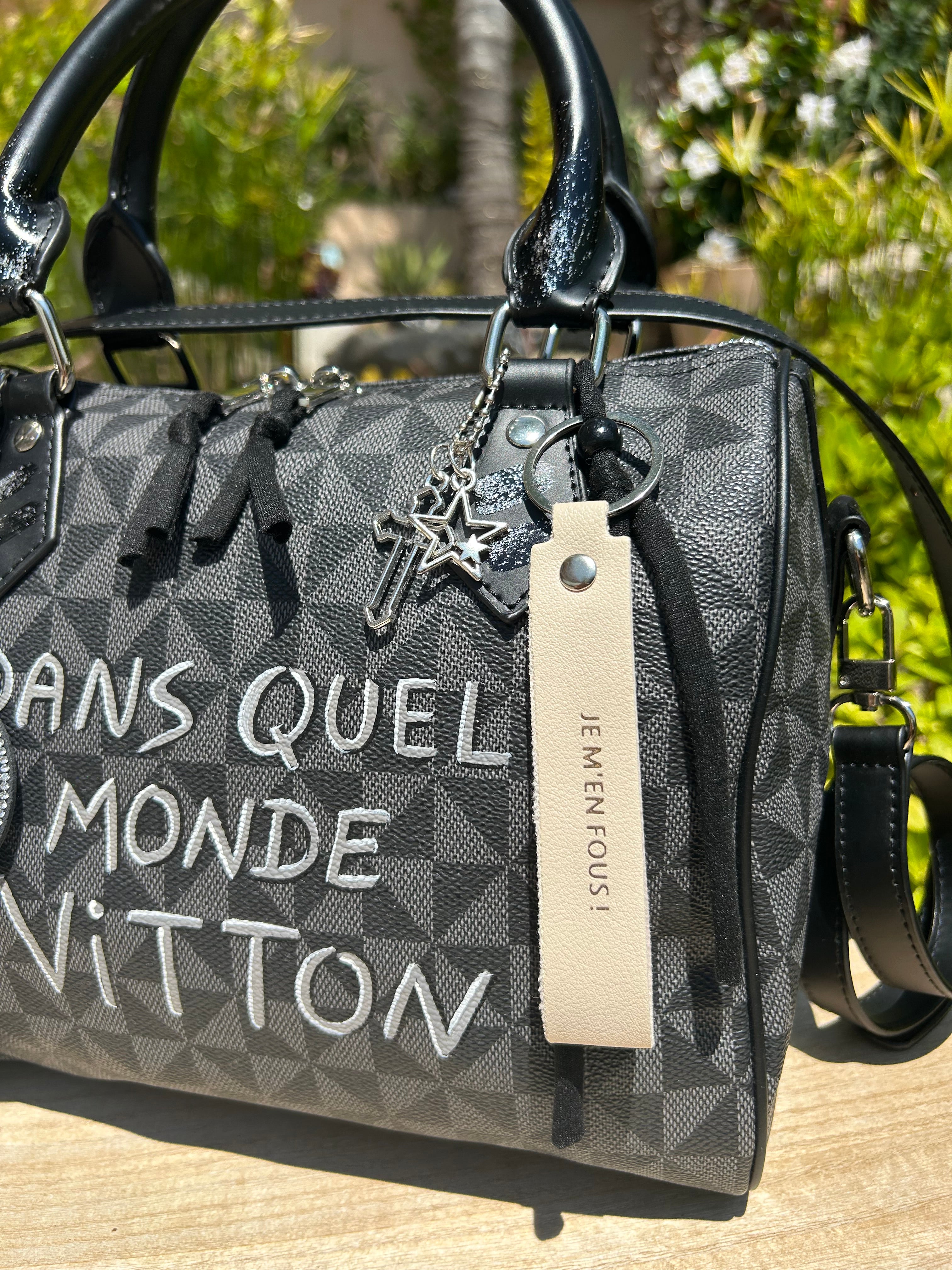 Sac Boston noir Dans Quel Monde Vitton
