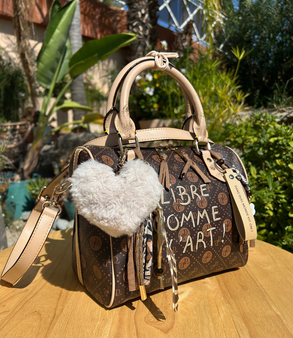 Sac Boston marron LIBRE COMME L’ART