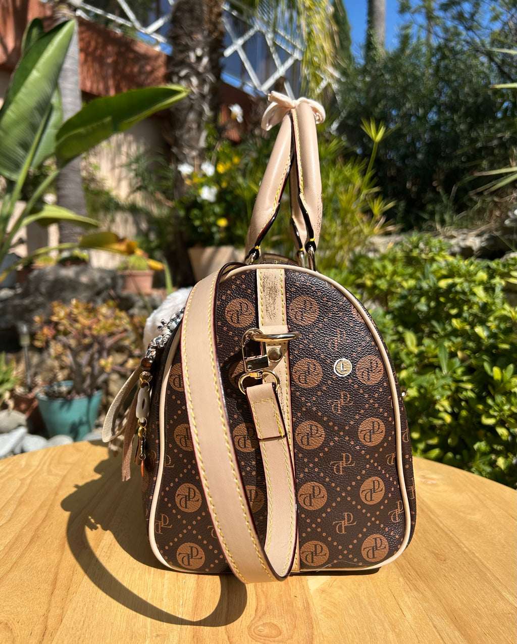 Sac Boston marron LIBRE COMME L’ART