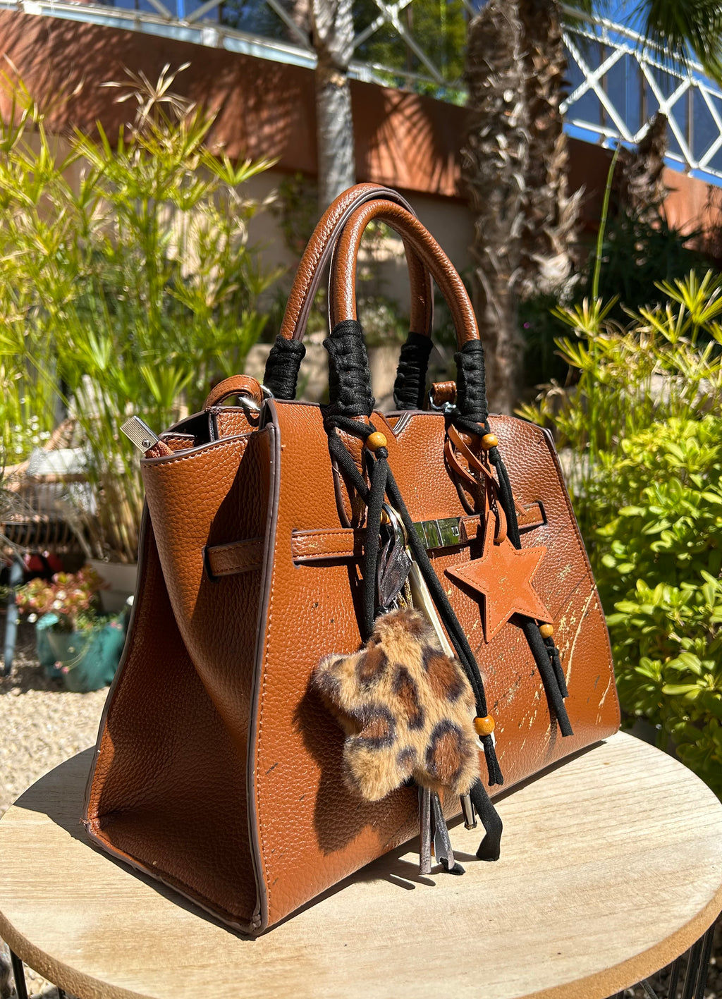 Iconic bag