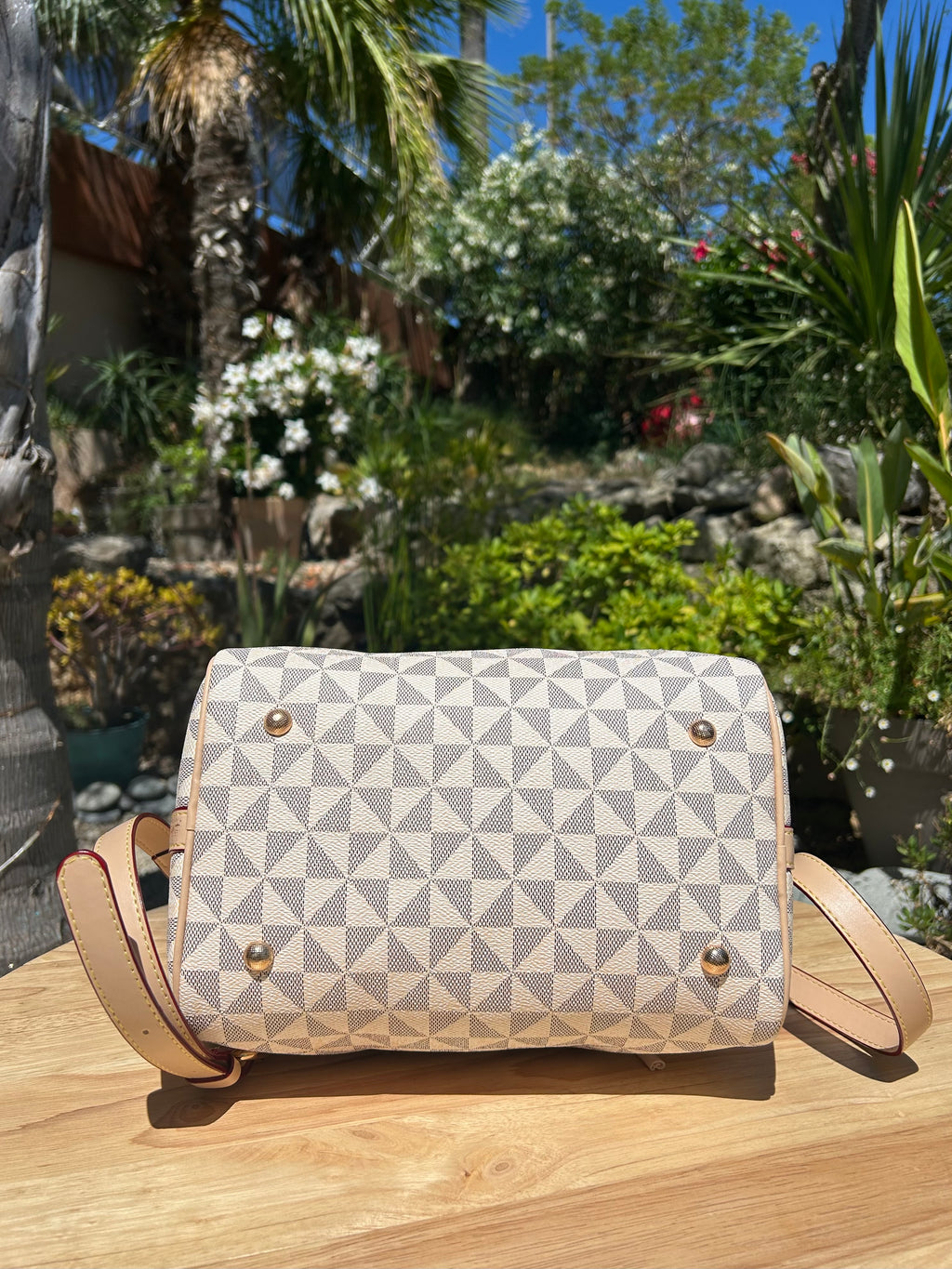 Sac Boston fleur smiley rose