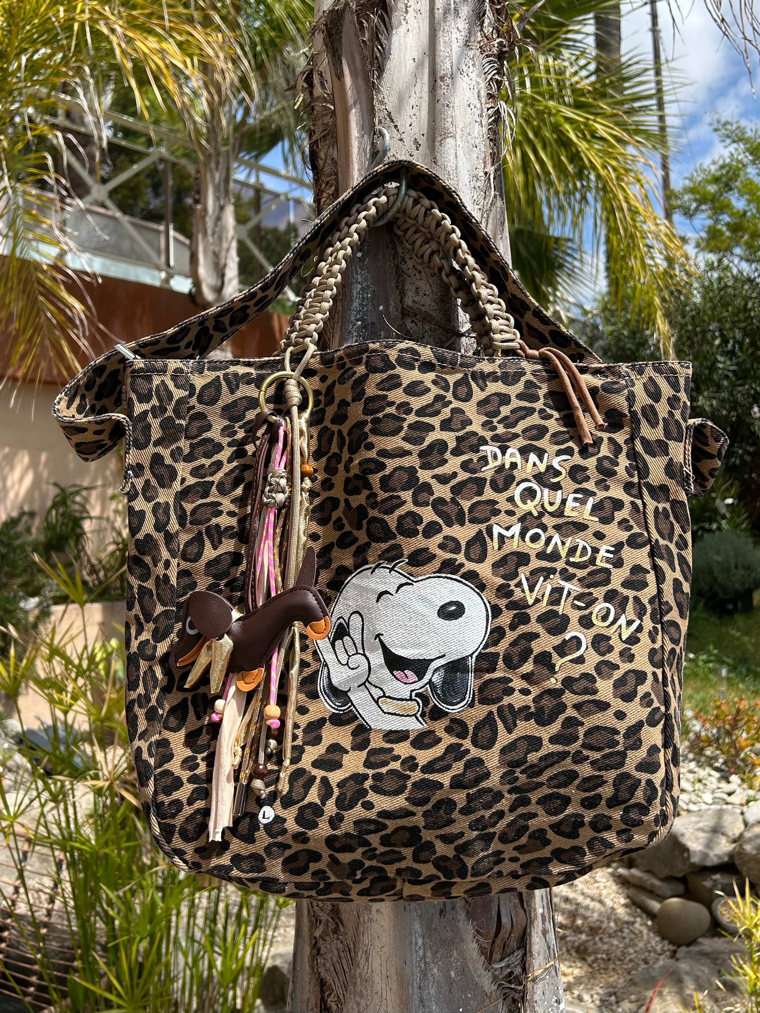 Grand SAC toile léopard SNOOP dans quel monde vit-on ?