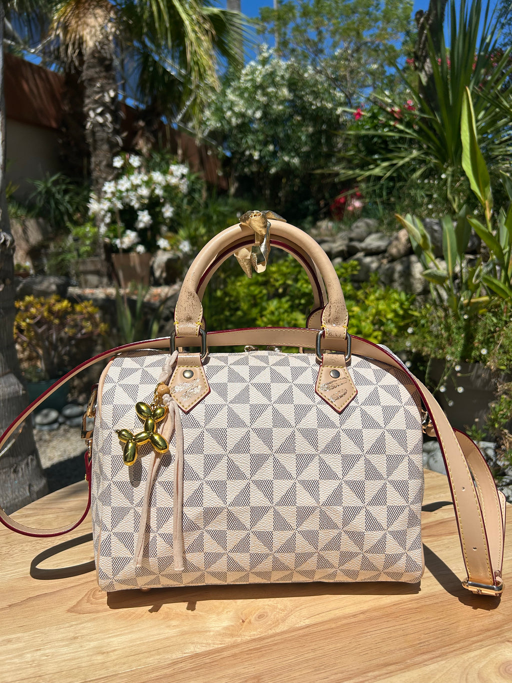 Sac Boston fleur smiley rose