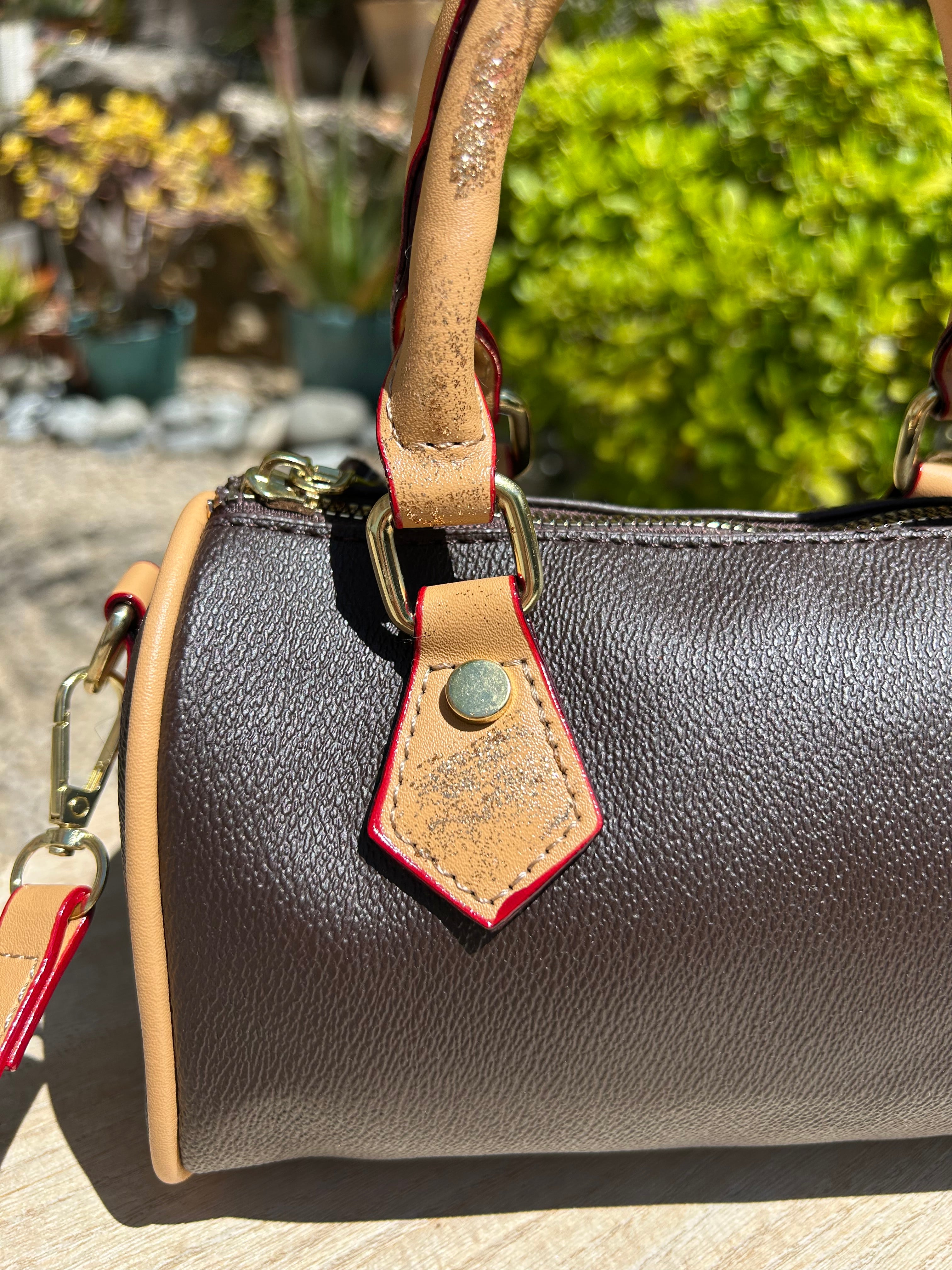 Mini bag « Dans quel monde Vit-on »
