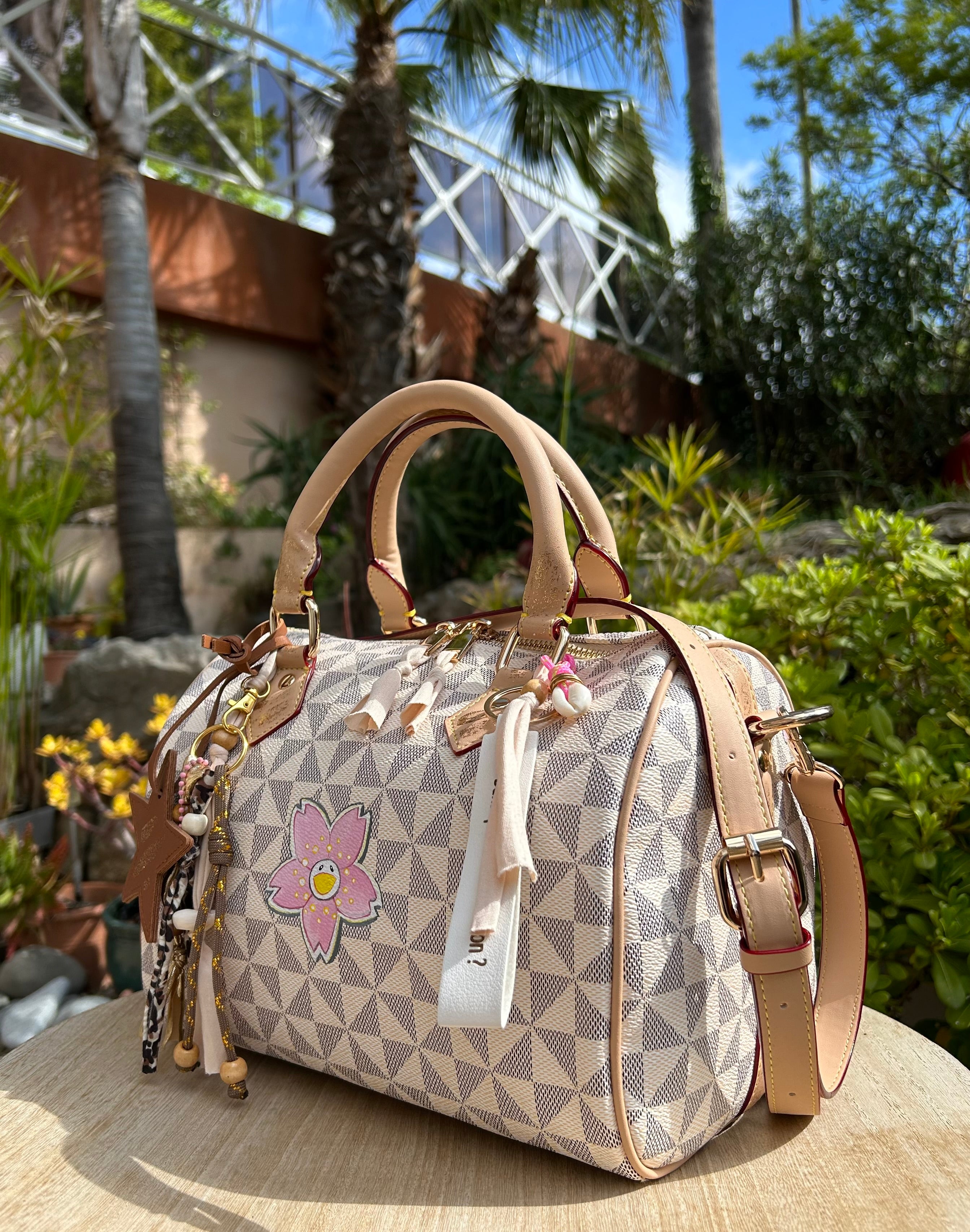 Sac Boston pink flower