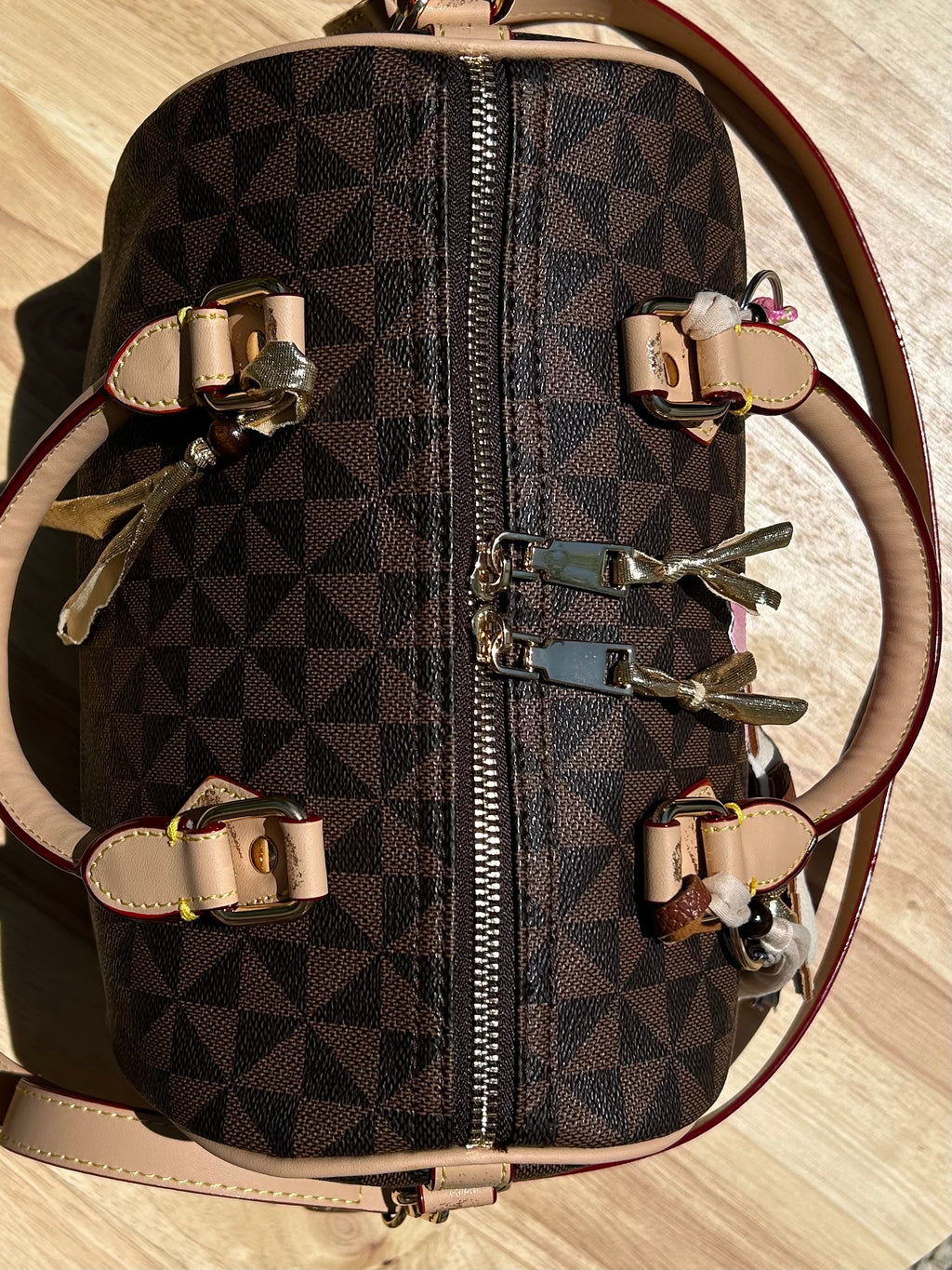 Sac Boston marron pink flower