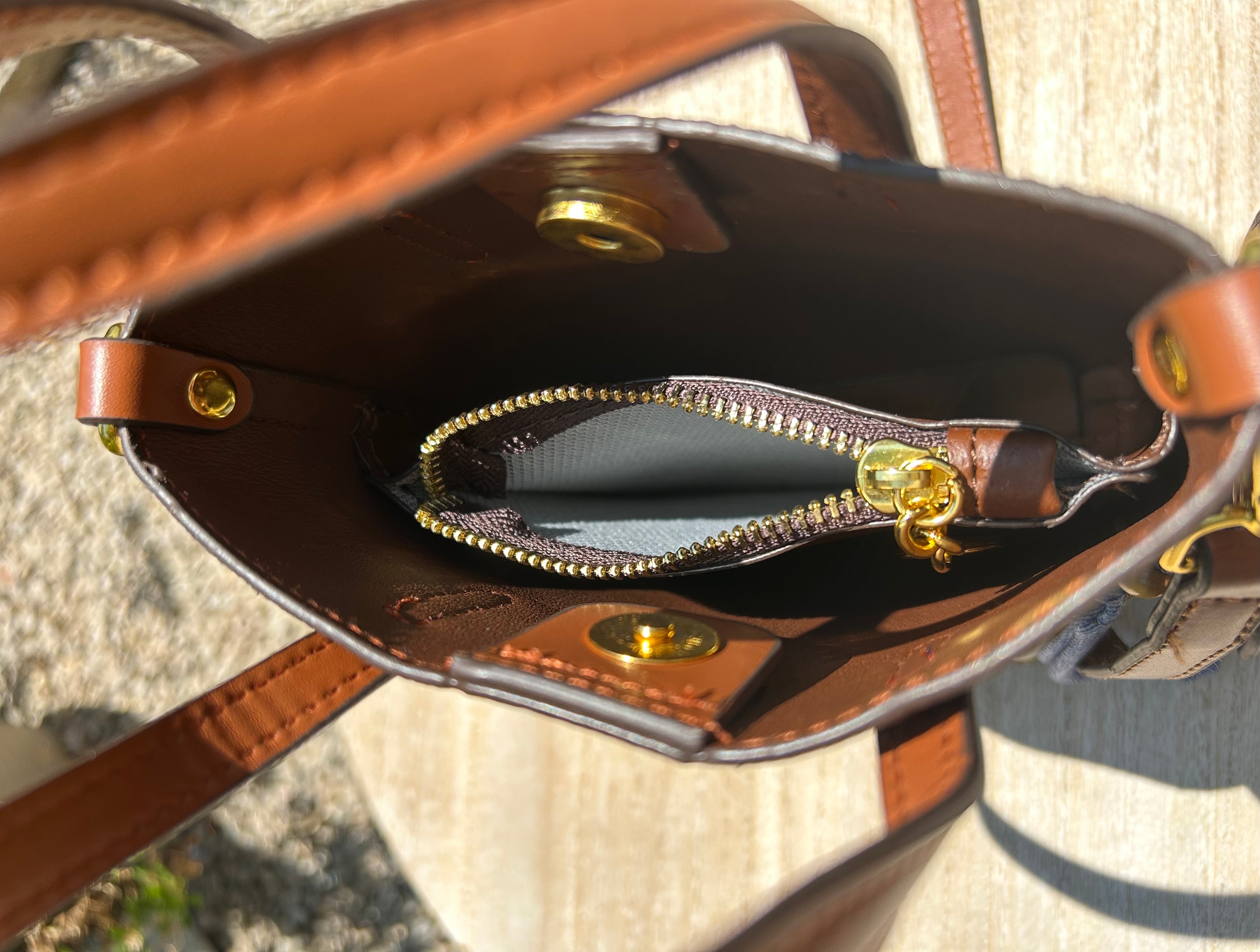 Grande Pochette téléphone PERFECT FOR A QUEEN