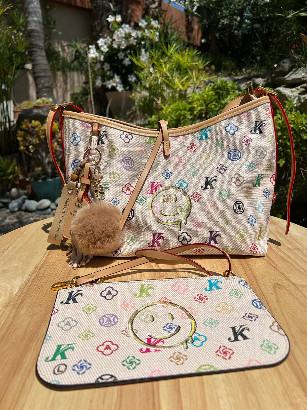 Sac et pochette SMILEY
