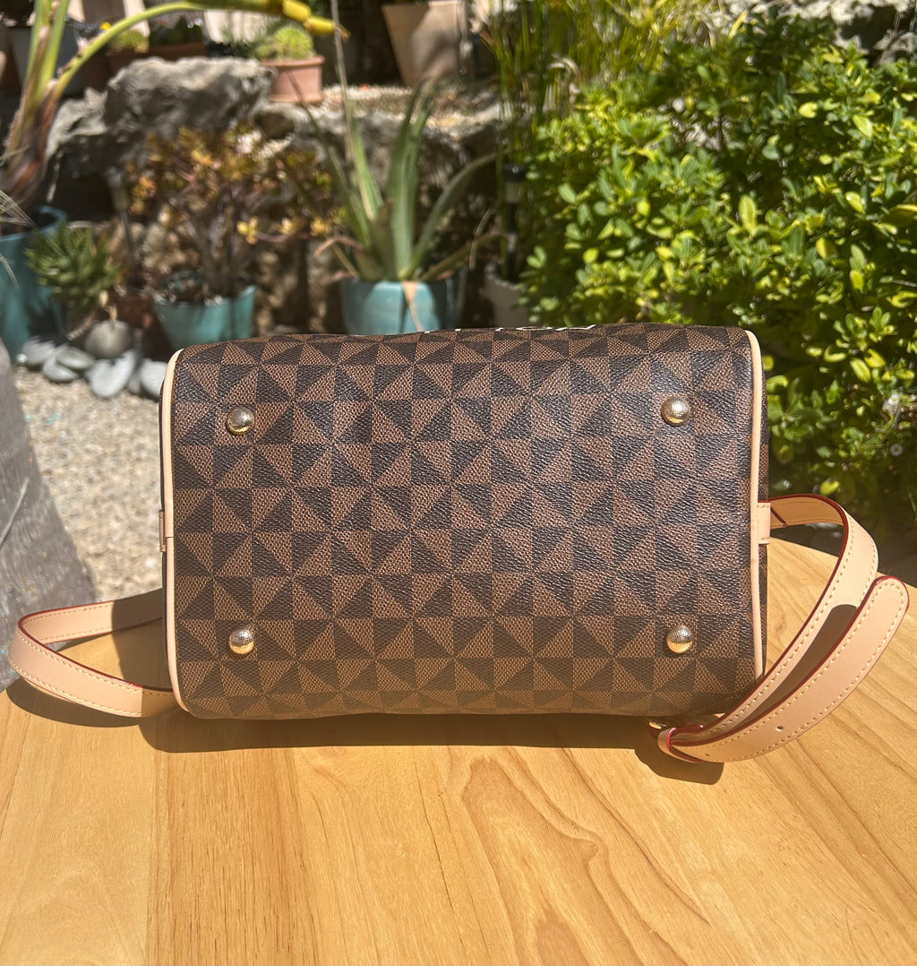 Sac Boston marron DQMV