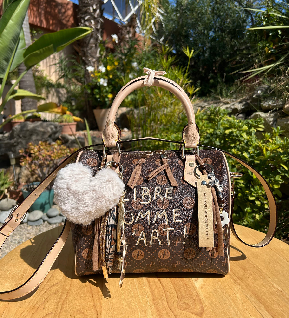 Sac Boston marron LIBRE COMME L’ART
