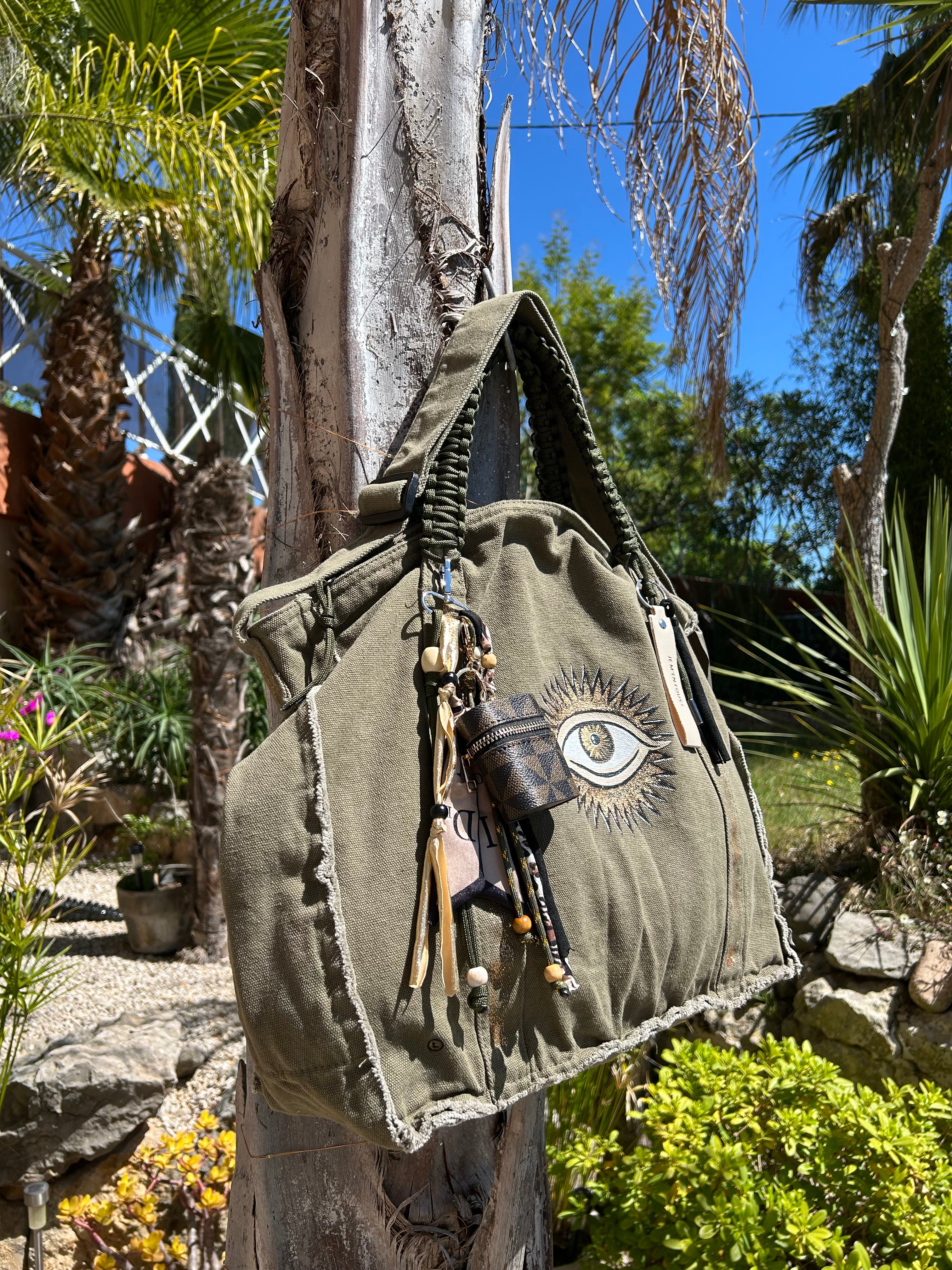 Grand sac toile kaki œil protecteur