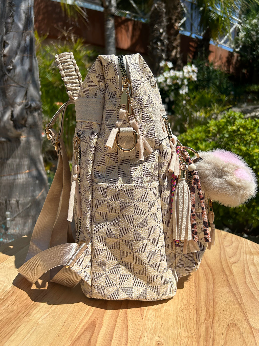 SAC A DOS fleur smiley rose