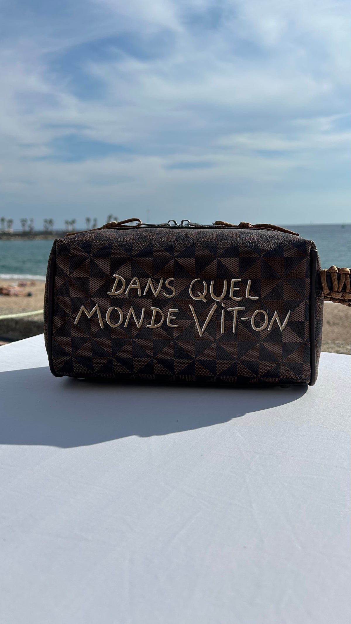 Trousse de toilette marron DQM VIT-ON