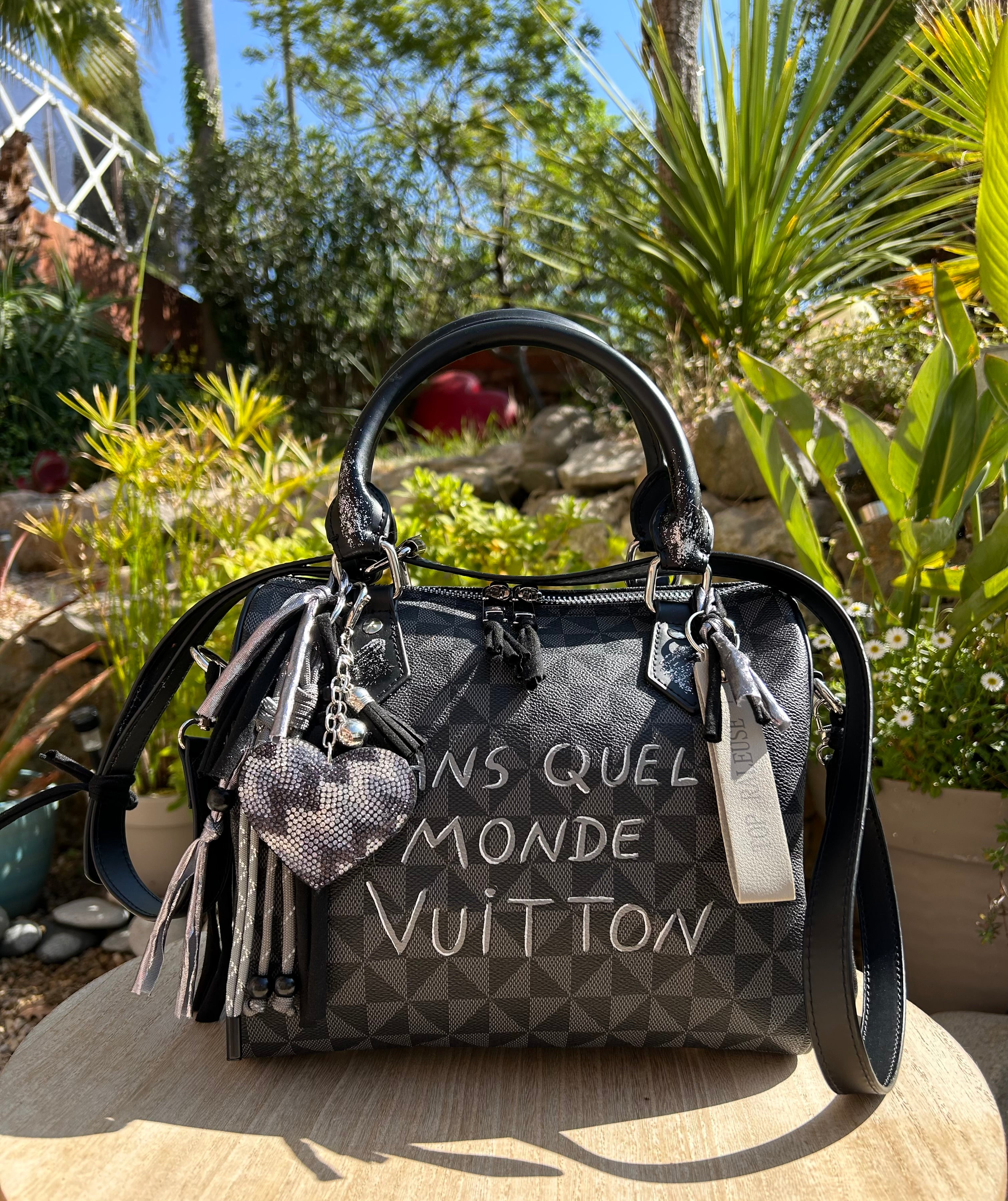 Sac Boston noir DQMV