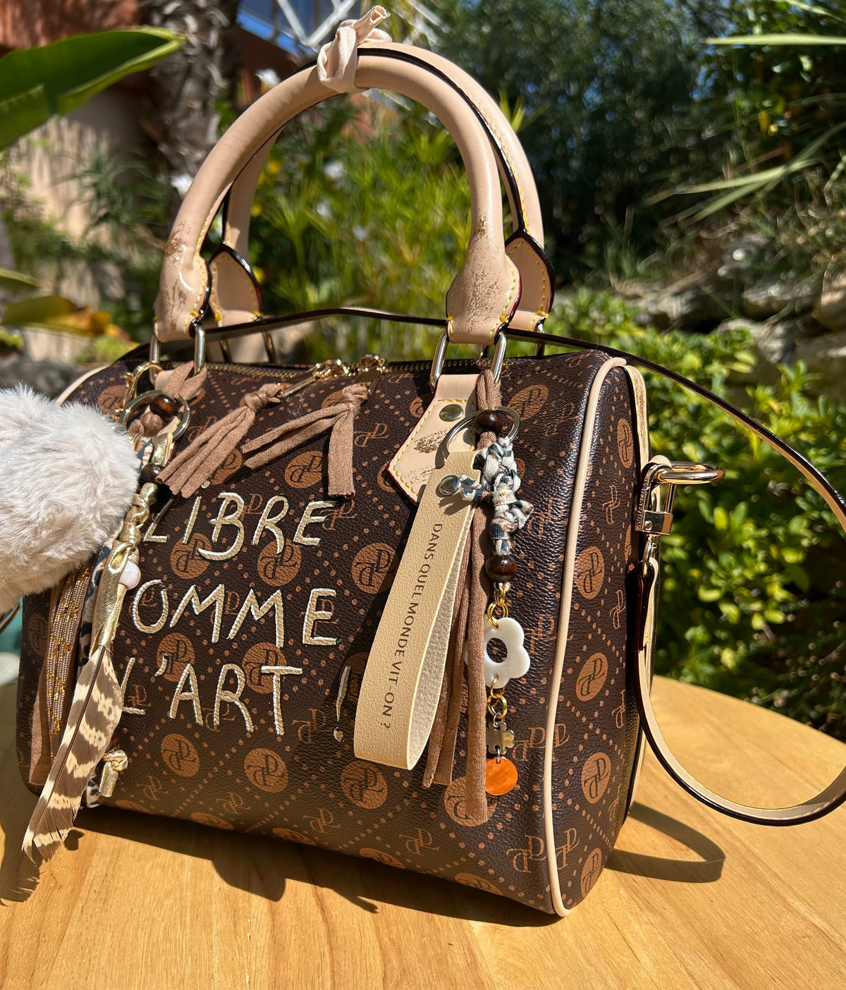 Sac Boston marron LIBRE COMME L’ART