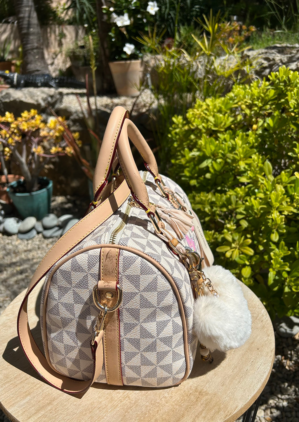 Sac Boston pink flower