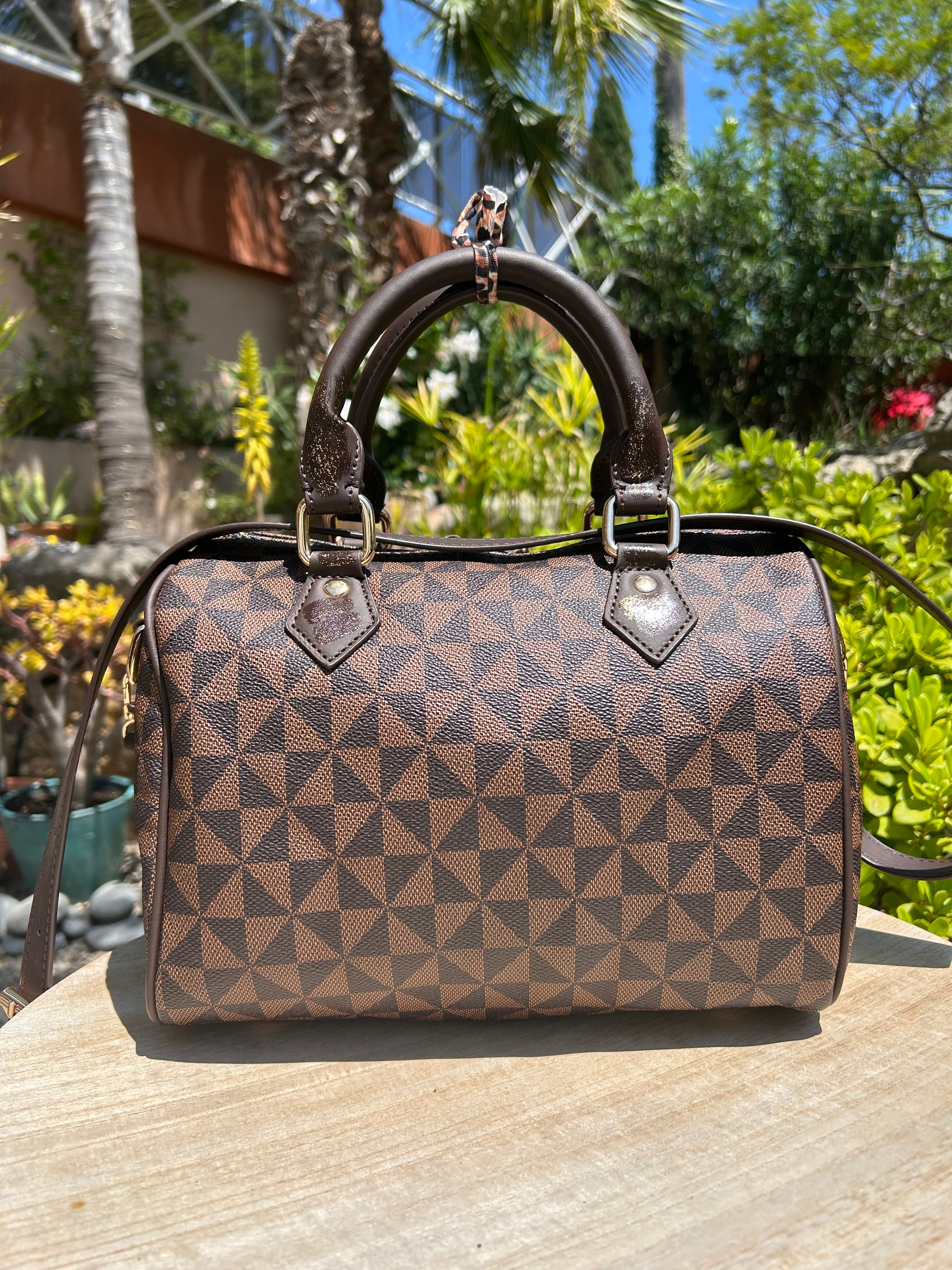 Sac Boston marron DQMV