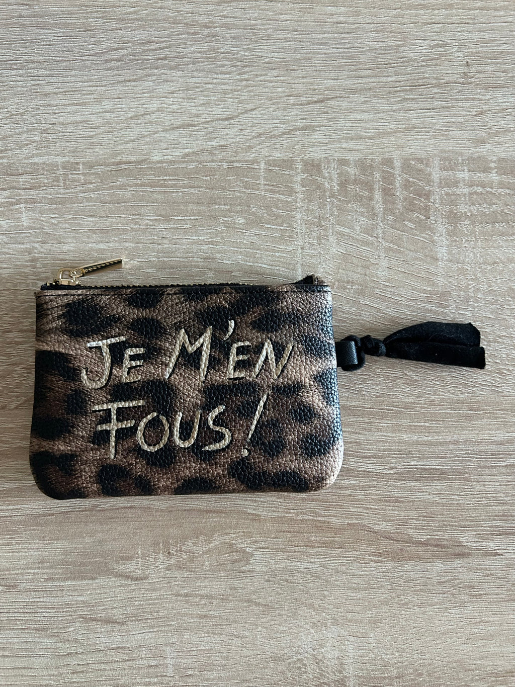 Porte-monnaie léopard foncé JE M’EN FOUS !