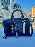 Sac Boston noir DANS QUEL MONDE VIT-ON !