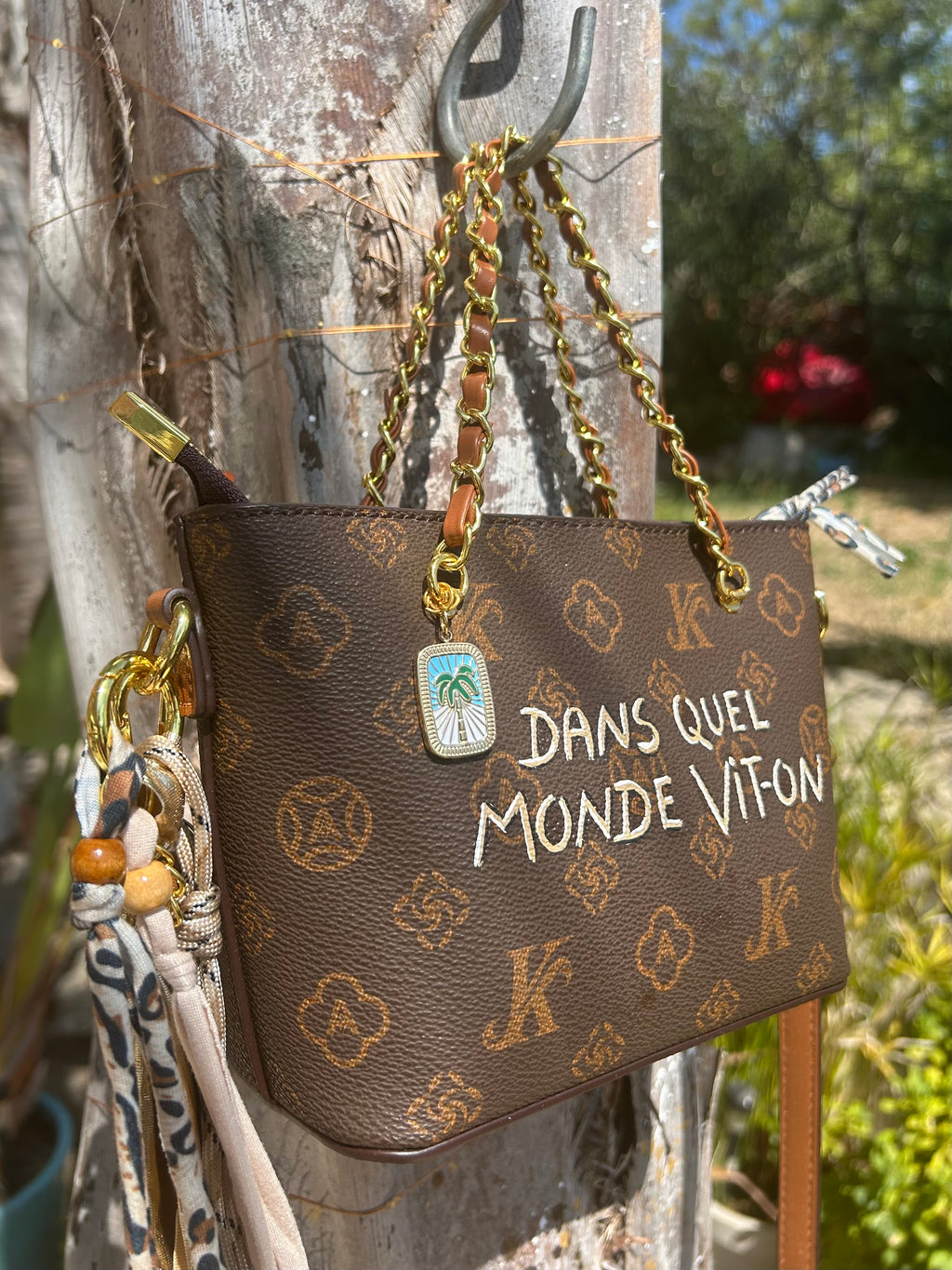 Petit sac Dans Quel Monde Vit-On