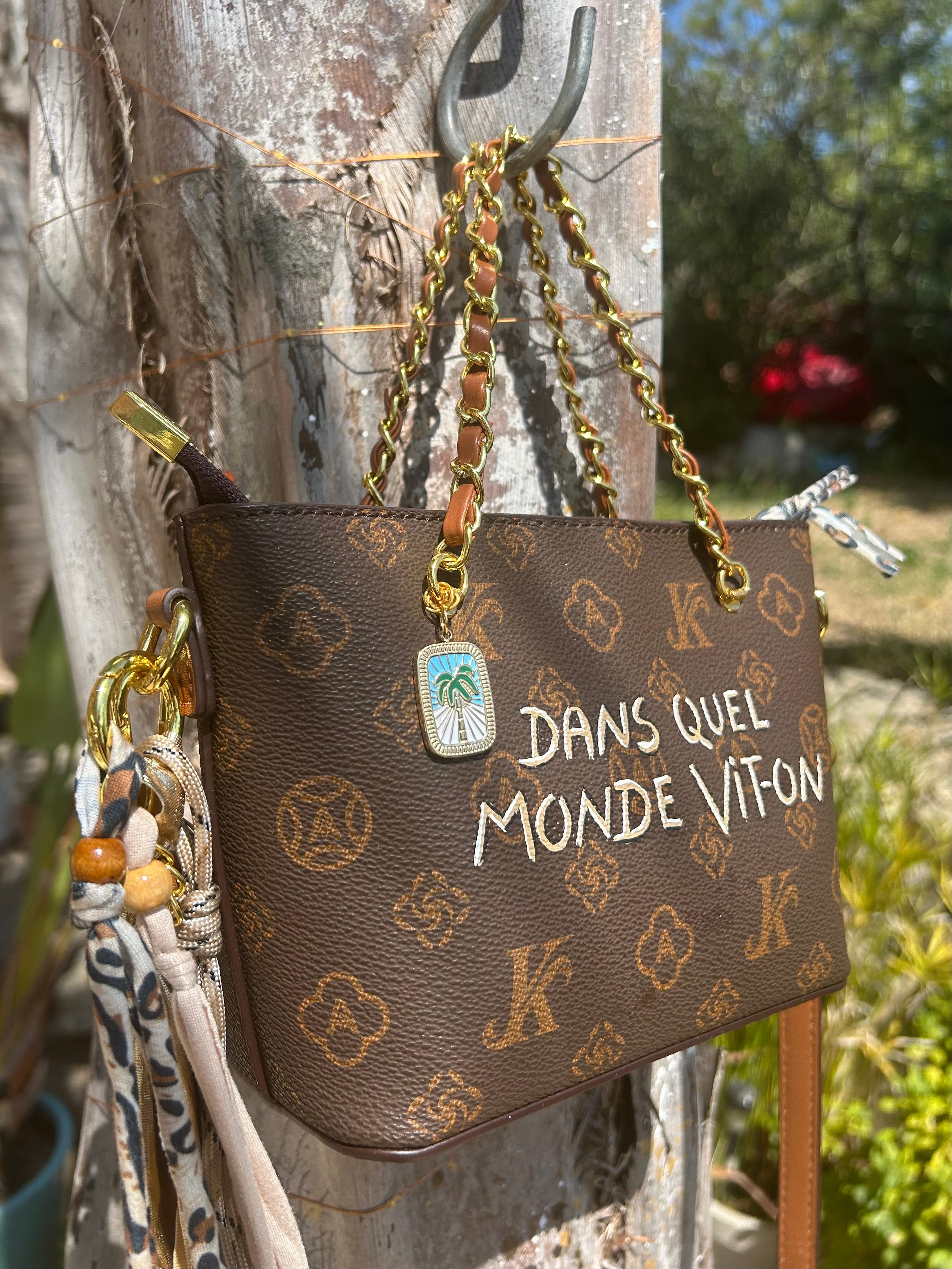 Petit sac Dans Quel Monde Vit-On