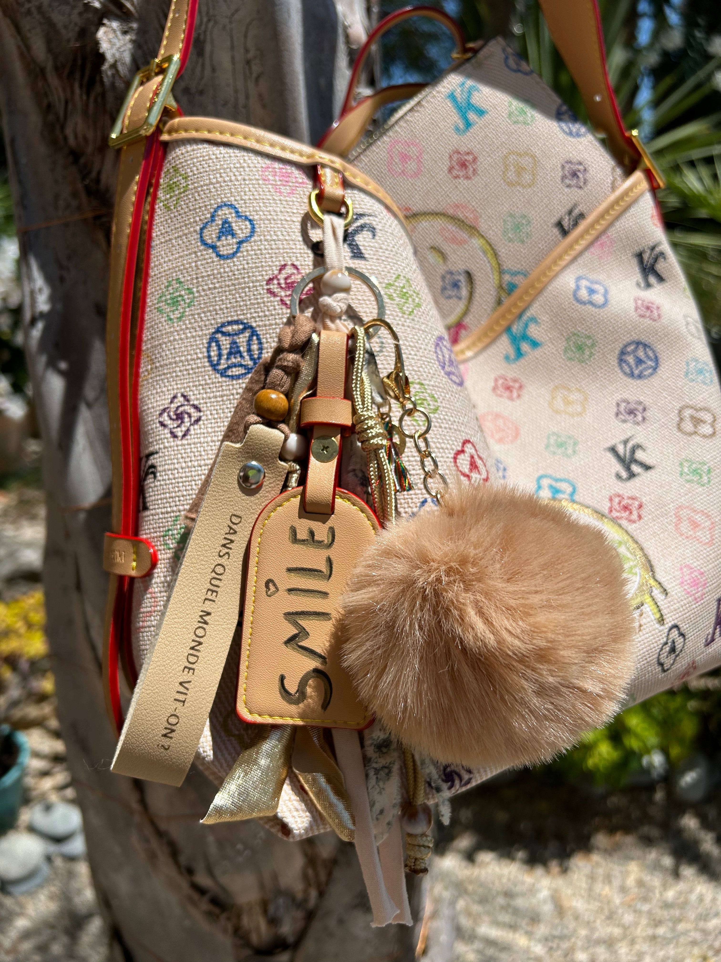 Sac et pochette SMILEY