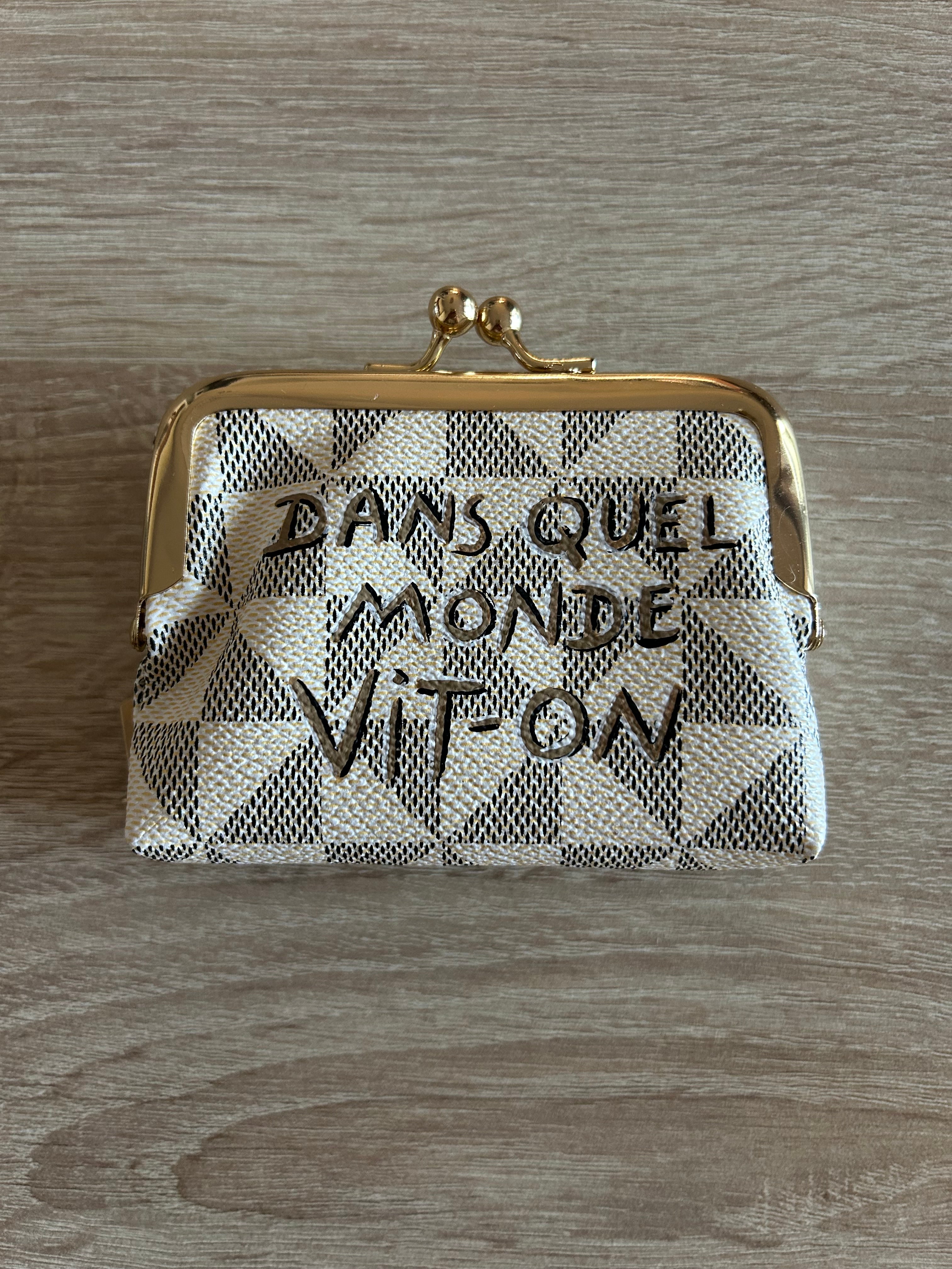Porte-monnaie / cartes Dans quel monde Vit-on