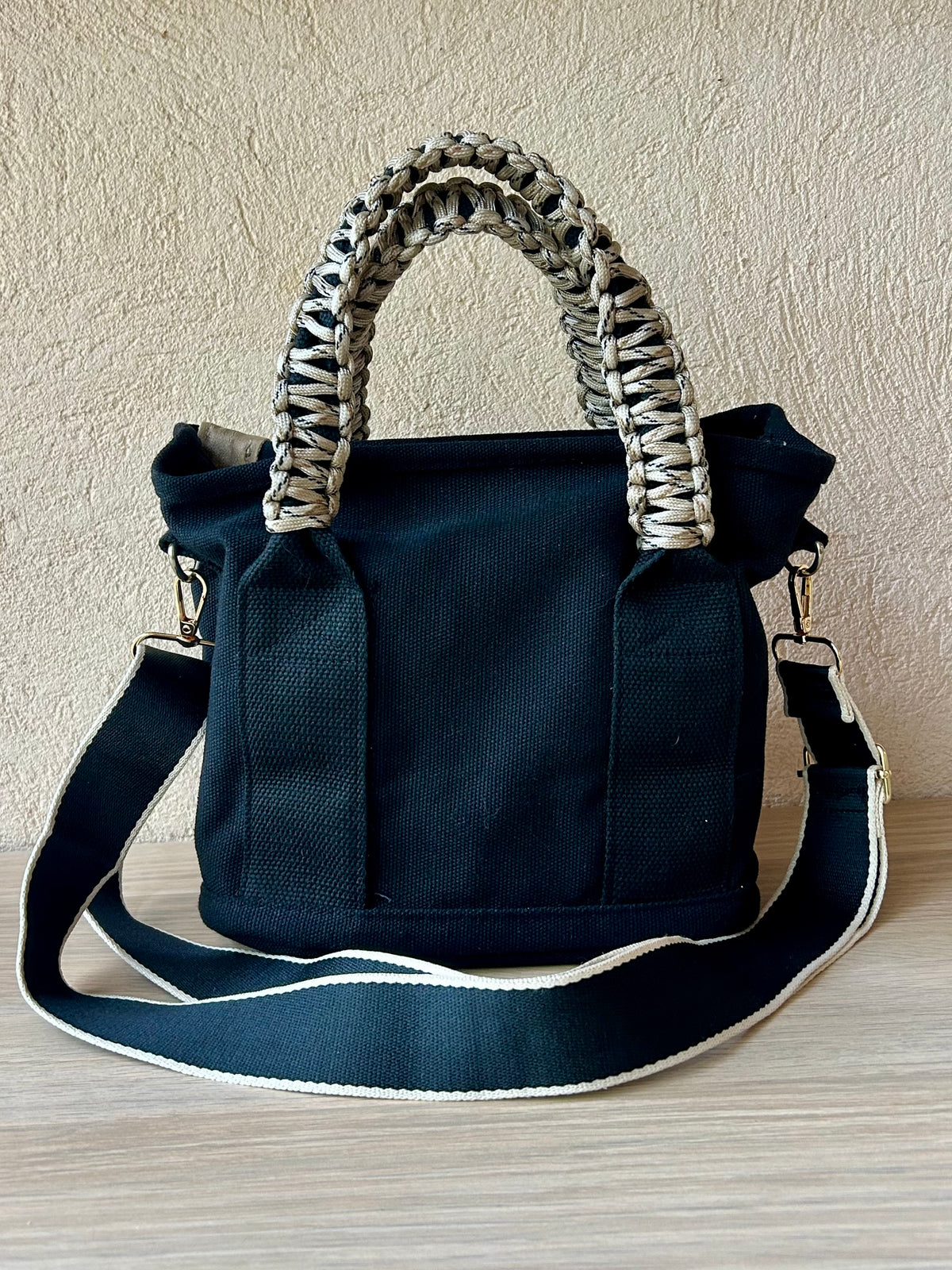 Sac Toile noire Dans quel monde vit-on