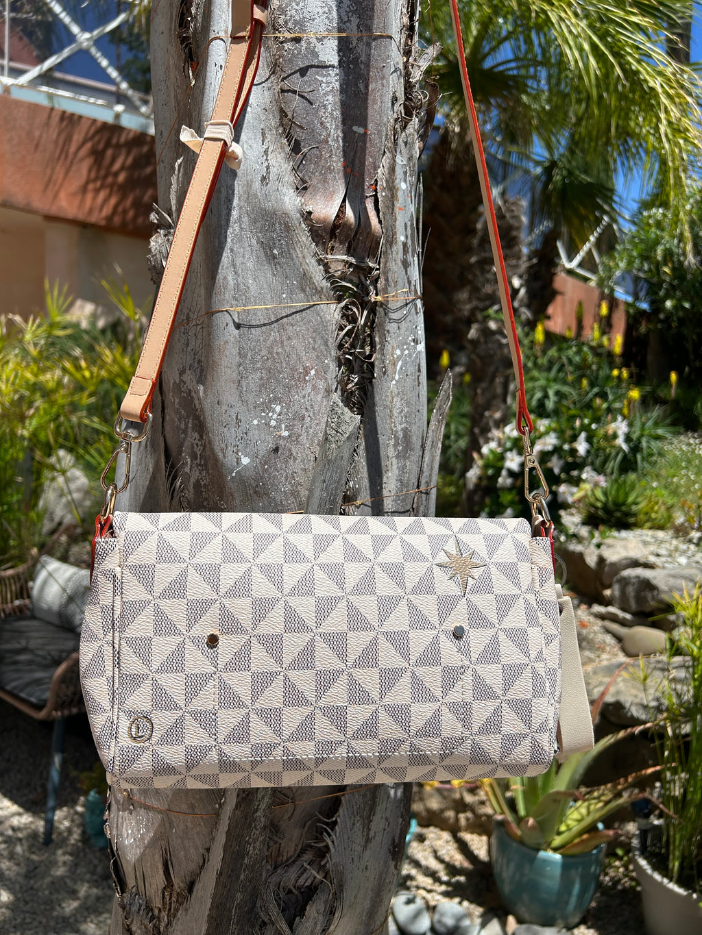 Sac pochette bandoulière beige