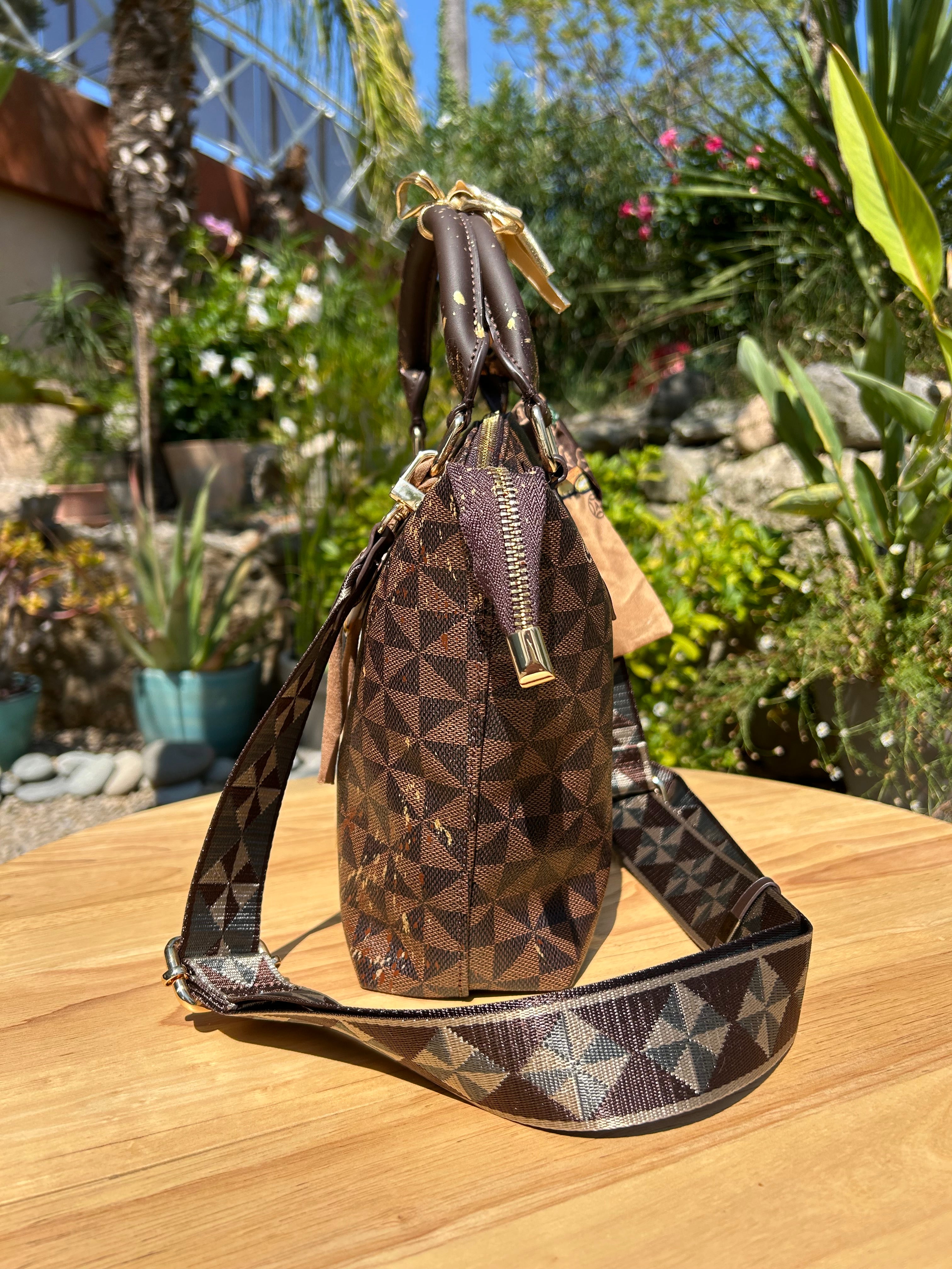 Sac Lilou  marron Art Projections