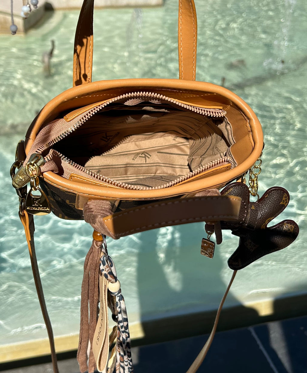 Petit sac Dans quel monde Vit-on 